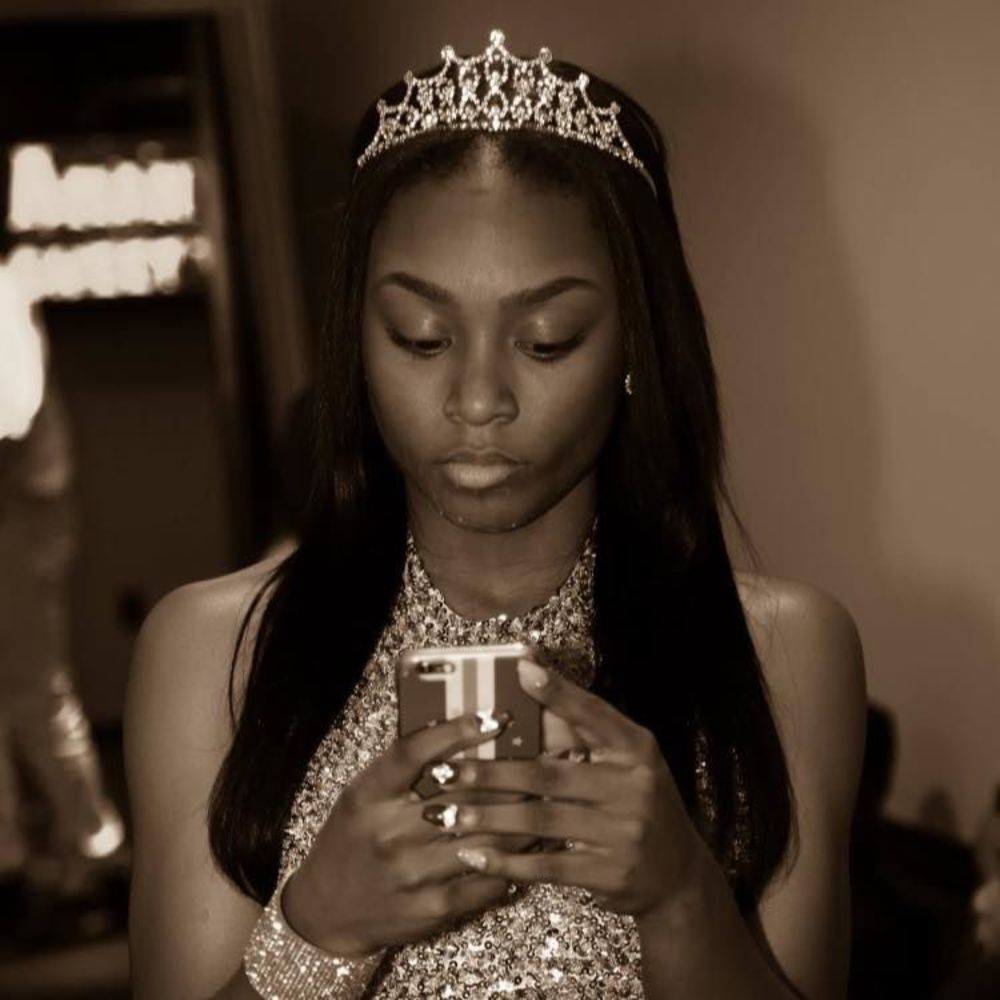 Meet your Posher, Amani